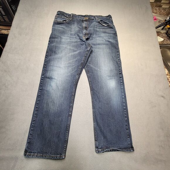 Wrangler Jeans Mens 36x29 Blue Denim Relaxed Fit Straight Leg Distressed - Picture 1 of 9
